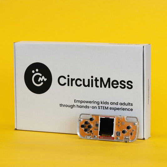 CircuitMess Nibble DIY Game Console Elektor